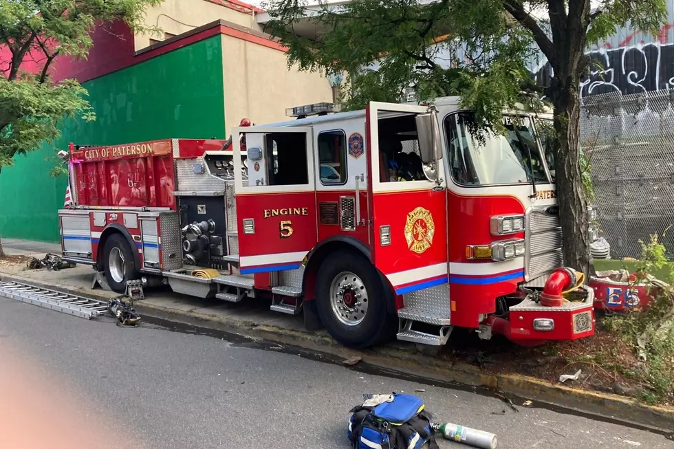 Paterson, NJ fire trucks collide responding to blaze, 8 injured