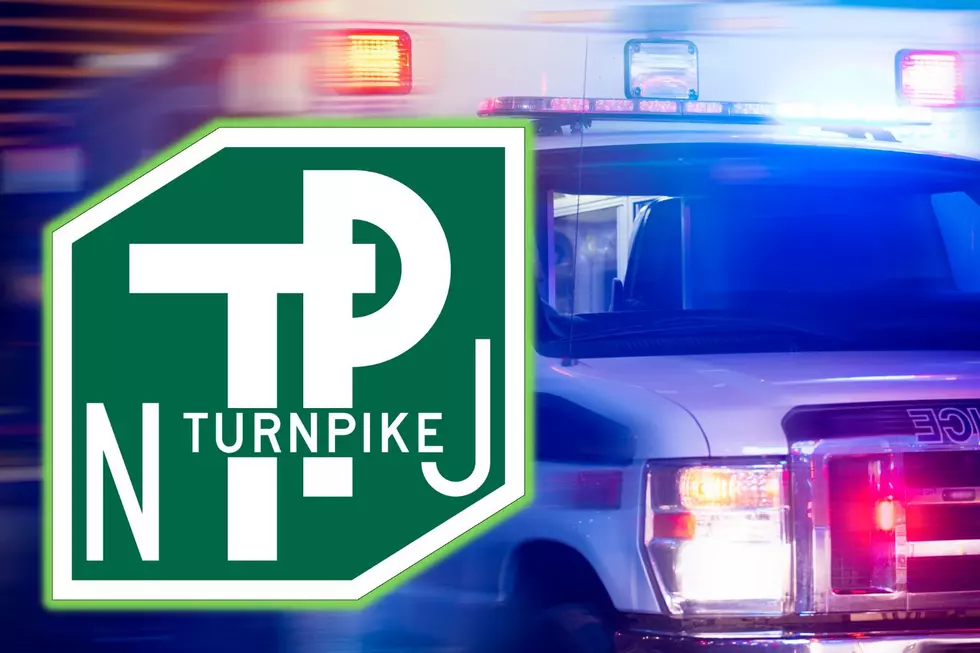 2 killed in car that got in the way of passing truck on Turnpike