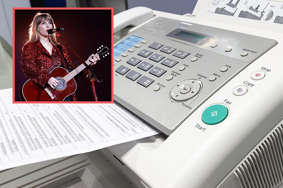 Taylor Swift tickets to MetLife? NJ official used a fax machine to get them