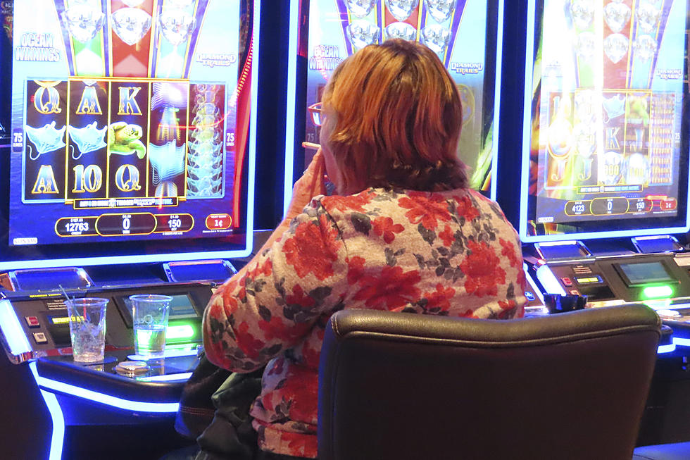 Auto union boss urges New Jersey lawmakers to pass casino smoking
