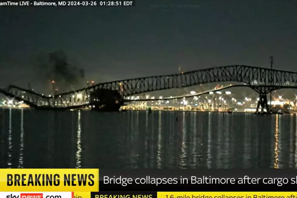 Cargo ship hits Baltimore's Key Bridge bringing it down - VIDEO