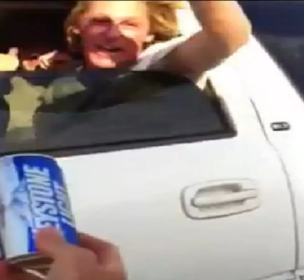 LA Fans Give Steve Nash a Beer on the Highway