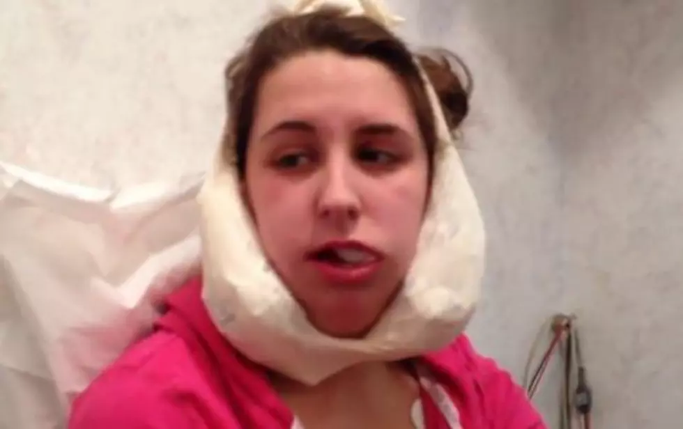 A Girl Thinks She’s Hannah Montana After Getting Her Wisdom Teeth Out [VIDEO]