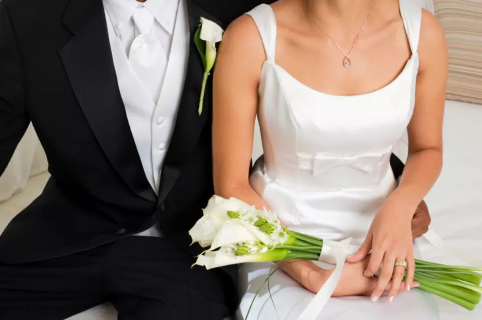 Government Shutdown Forces Change In Wedding Plans