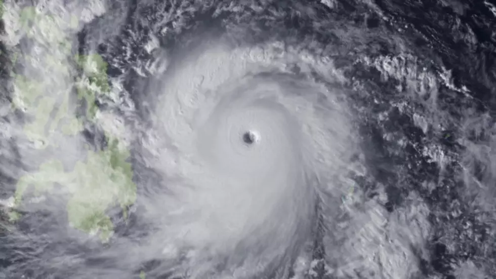 See Pictures and Video From Typhoon Haiyan, Strongest Storm in History