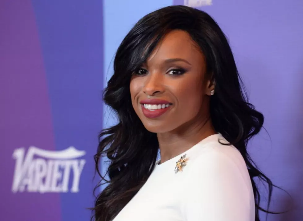 Jennifer Hudson&#8217;s Assistant Freaks Out Over House She Bought Him For Christmas [WATCH]