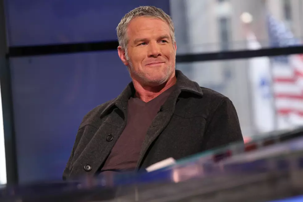 Brett Favre Loses Bet With Tim McGraw and Sings As Punishment [VIDEO]