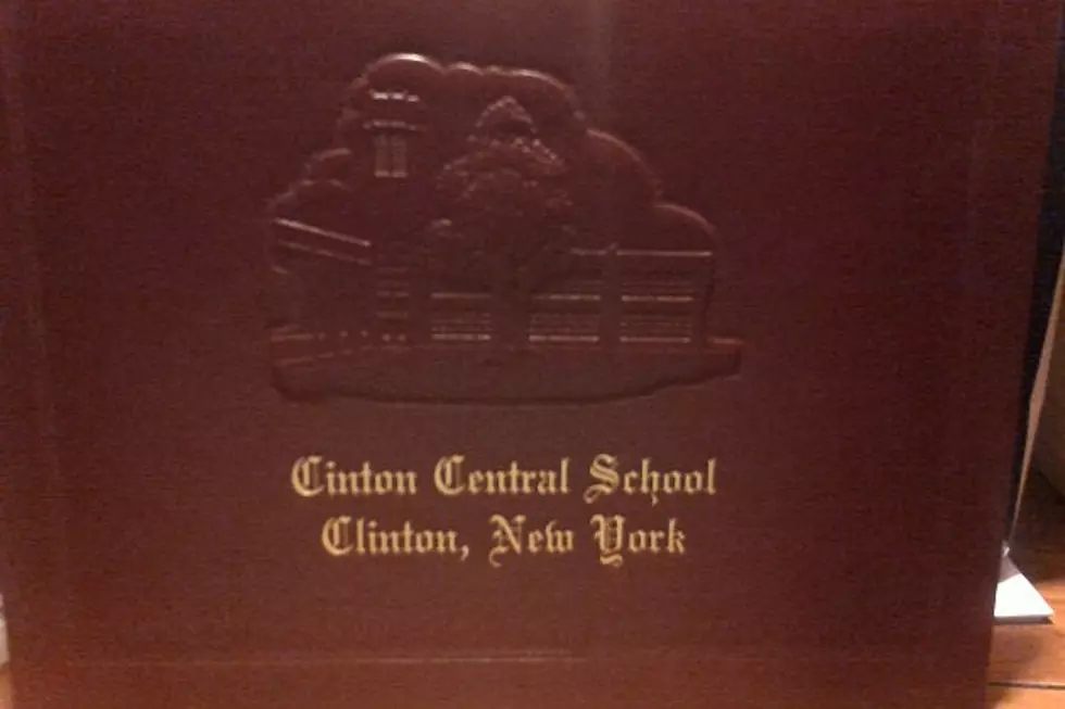 Clinton Graduates Receive Diploma With Misspelled School Name