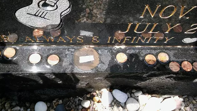 Marine Memorabilia Stolen From Fallen Soldier&#8217;s Grave Again