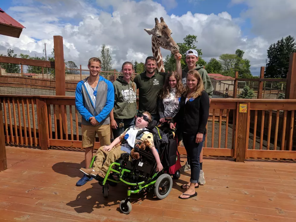 Animal Adventure Park Grants Ohio Boy’s Wish to Meet April the Giraffe