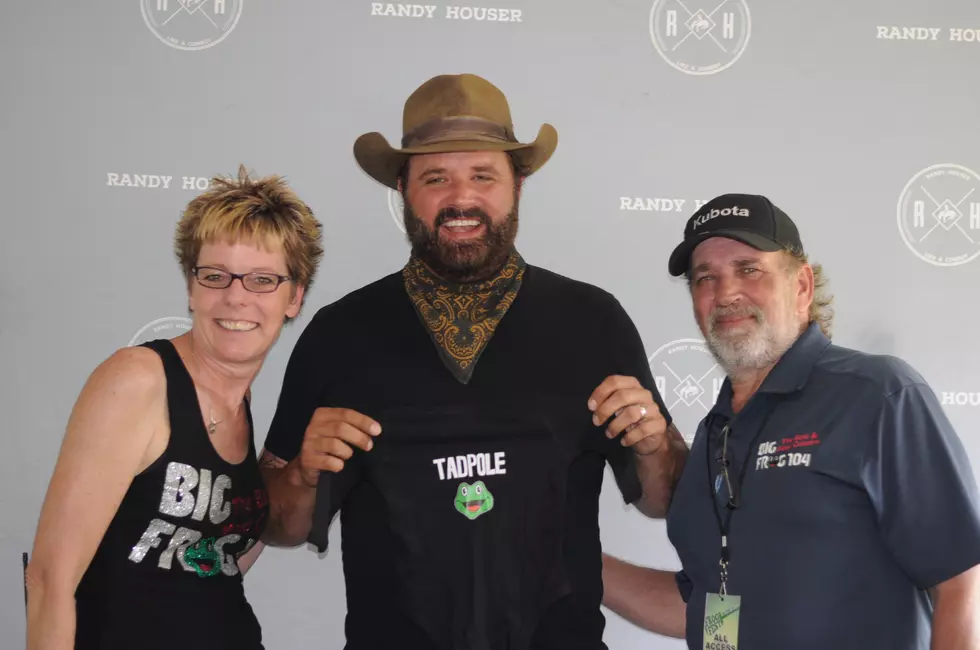 Randy Houser Gets Baby Gift at FrogFest