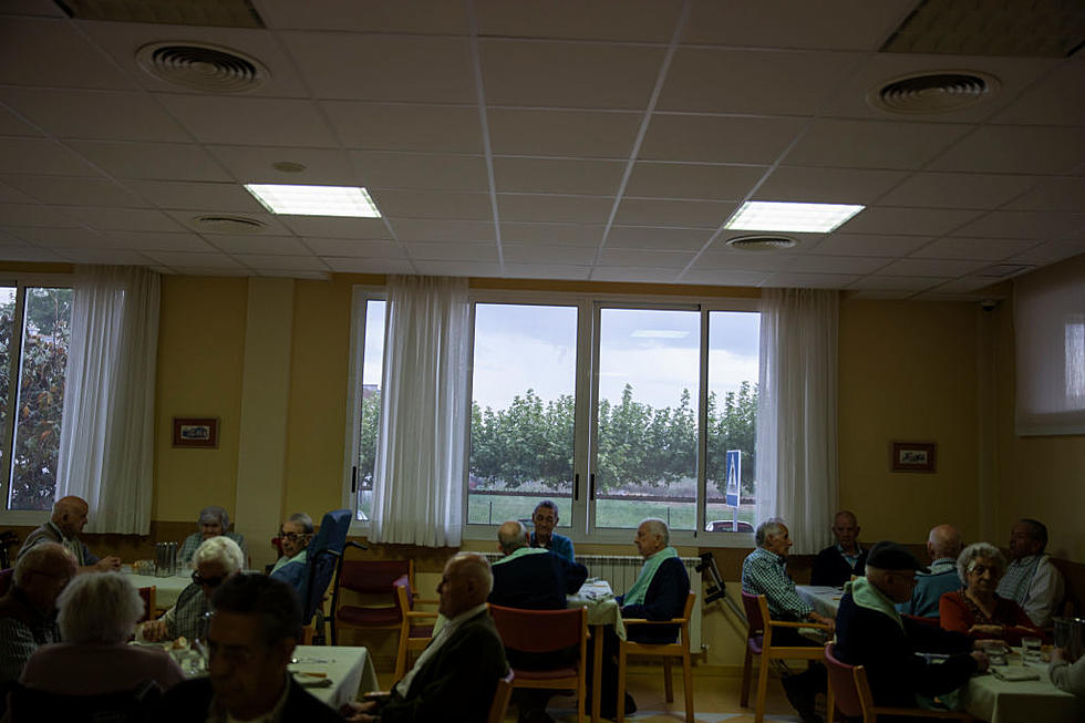 Nursing Home Residents Can Stay Together While Keeping Apart