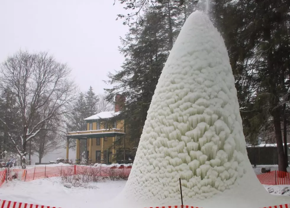 Beautiful Ice Volcano Starting to Take Shape at New York State Park