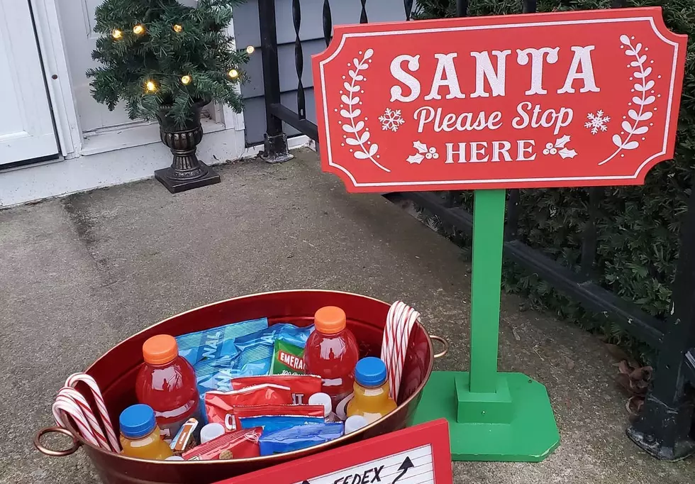 Treats on Oneida Porch for Drivers Who Help Santa Deliver Gifts