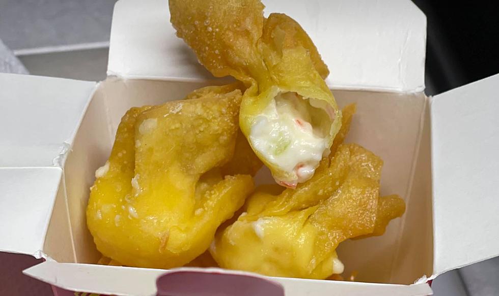 New Chinese Food Truck Serves Delicious Crab Rangoons In CNY