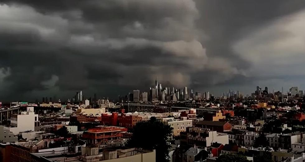 Menacing Dark Clouds Over New York Look Like Straight Out of the Movies