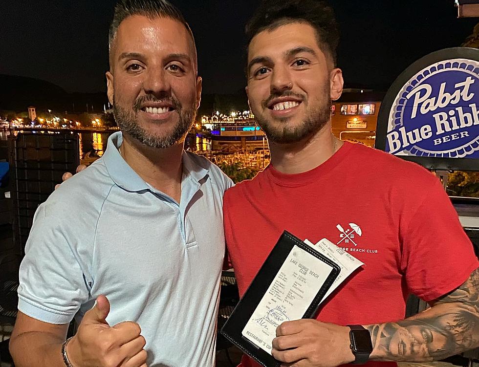 New York Restaurant Owner Pays it Forward, Leaves Massive Tip at Another Restaurant