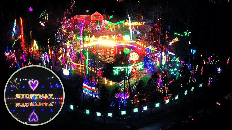 NY Family Tops World Record With Over 700,000 Christmas Lights