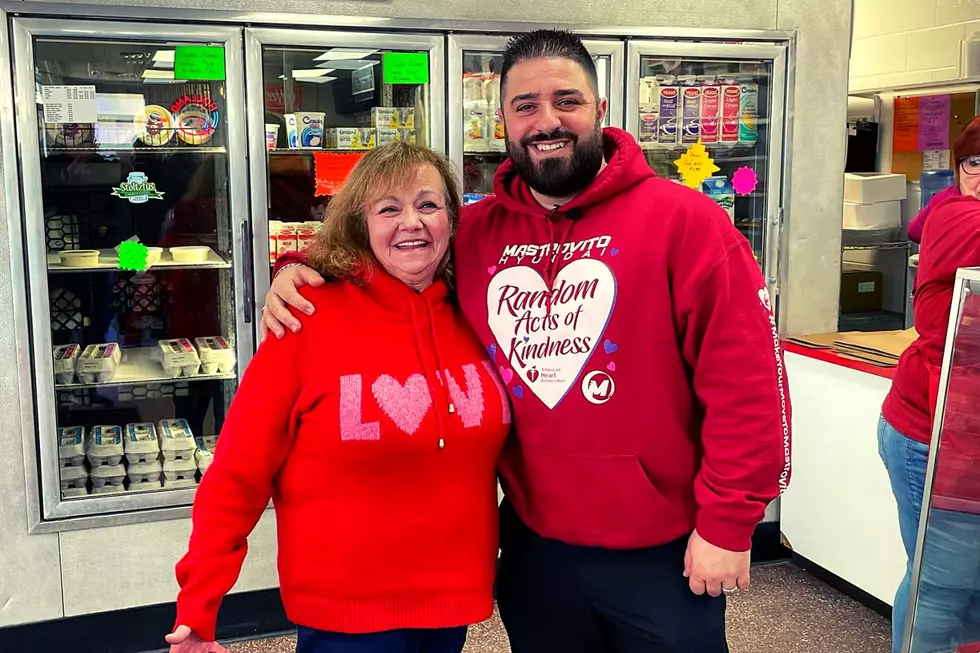CNY Business Owner Spreads Love with Sweet Random Act of Kindness