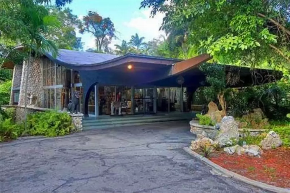 Own a Piece of Movie History — &#8216;Deep Throat&#8217; House For Sale