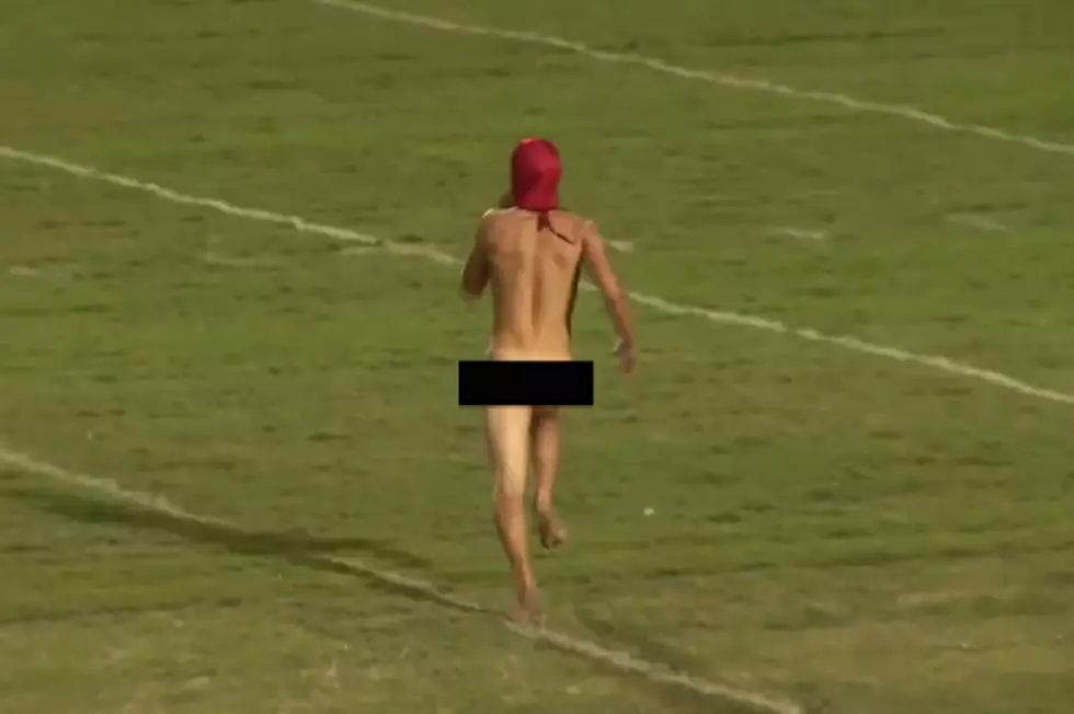 Watch this Streaker&#8217;s Awesome Getaway