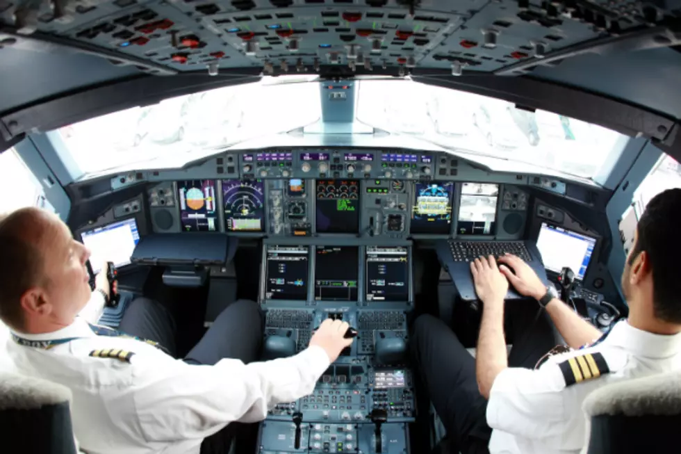 What It Is – Airline Pilots Don’t Know How To Fly Planes [AUDIO]