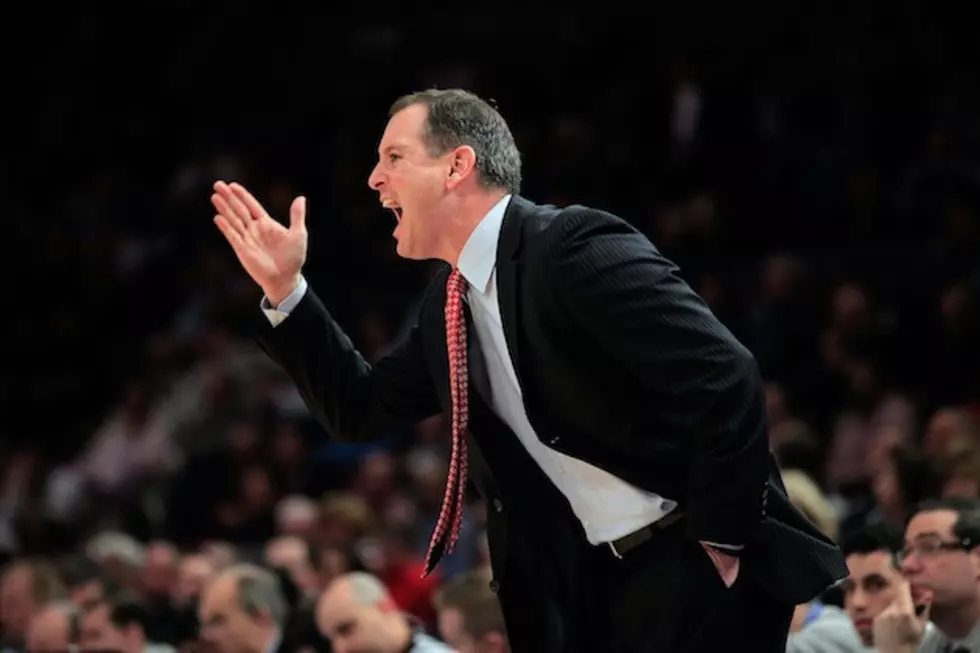 Rutgers Basketball Coach Mike Rice Shoved, Berated Players in Leaked Video