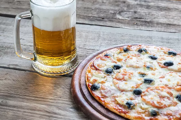 Pizza With Beer in the Crust Is Now a Wonderful Reality