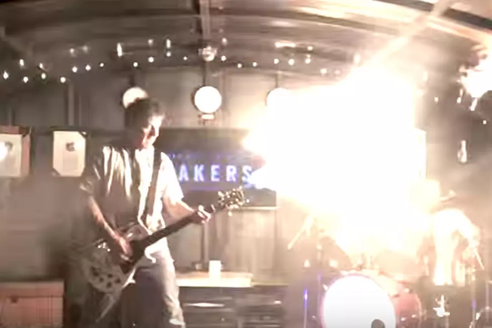 Here’s How You Can Make a Flame-Throwing Guitar