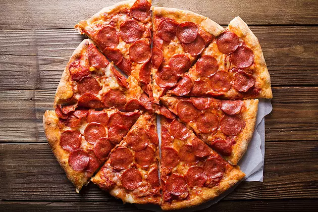 Little Caesars to Test &#8220;Meatless&#8221; Sausage Pizza in Three Cities
