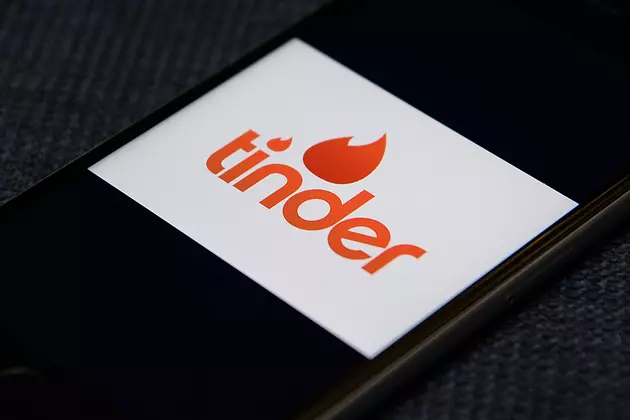 New Invention Promises 6,000 Right Swipes Per Hour on Tinder [Video]