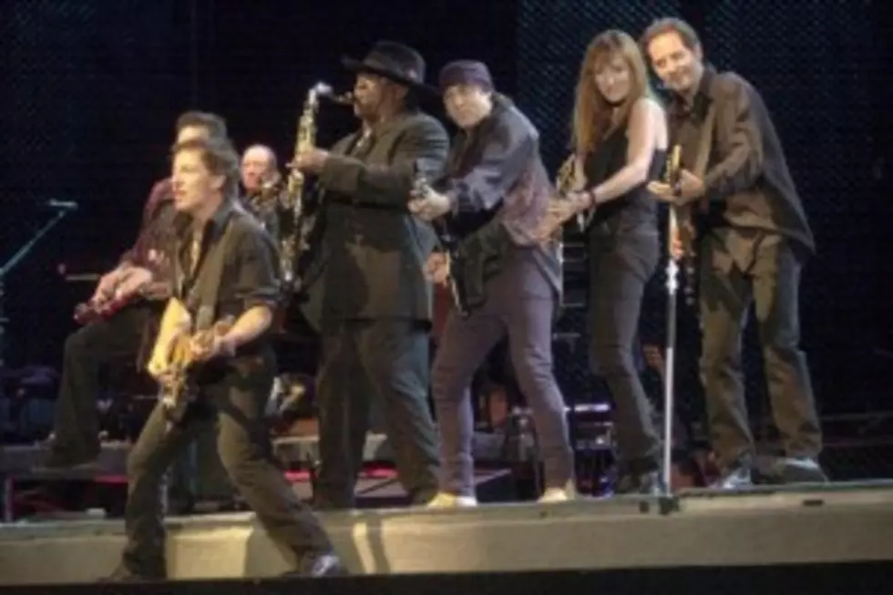 Springsteen&#8217;s New Digital Movie &#8220;Wrecking Ball&#8221; [VIDEOS]