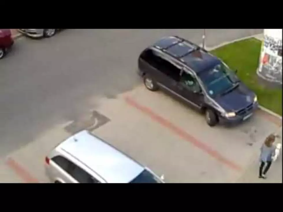 Free Beer & Hot Wings – Worst Parker Ever?