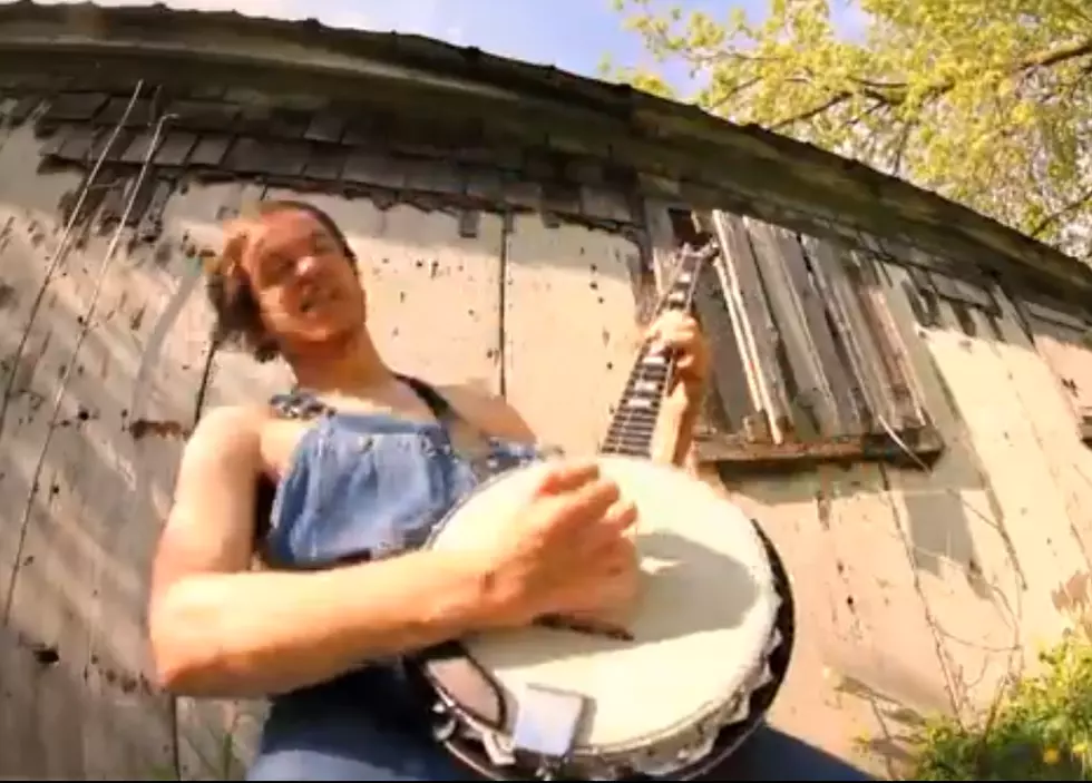 Slayer’s ‘Raining Blood’ Covered on the Banjo [VIDEO]