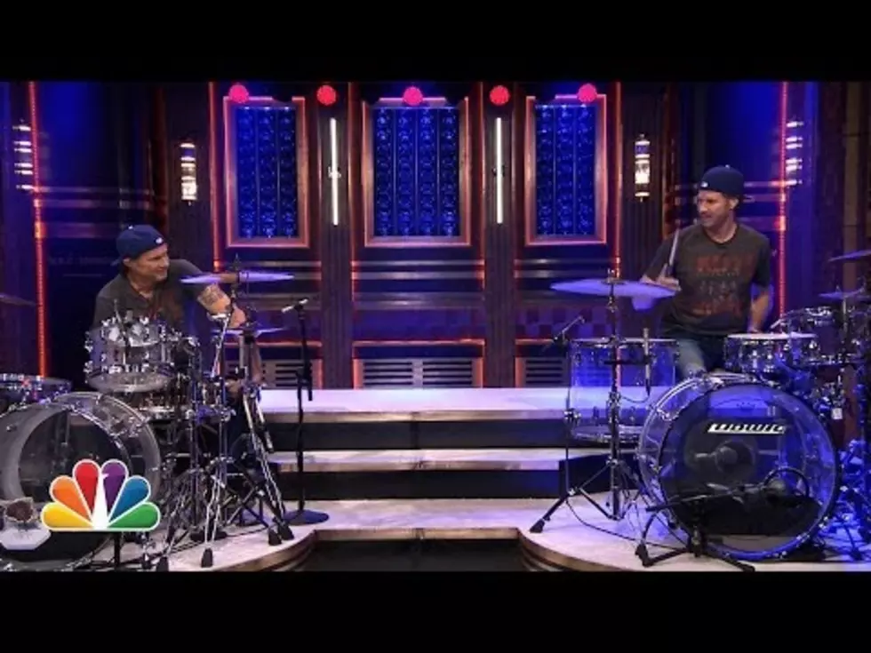 Watch Chad Smith & Will Ferrell Drum Battle on the Jimmy Fallon Show