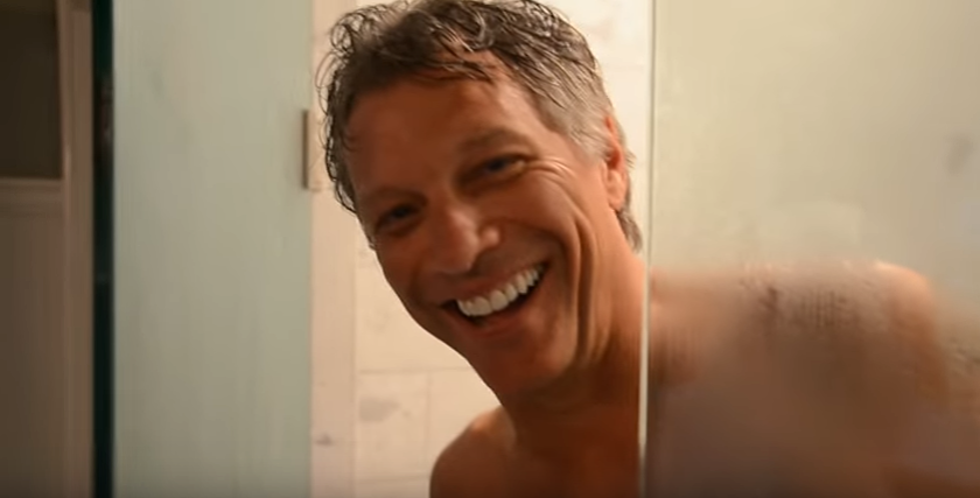 See Bon Jovi in the Shower [VIDEO]