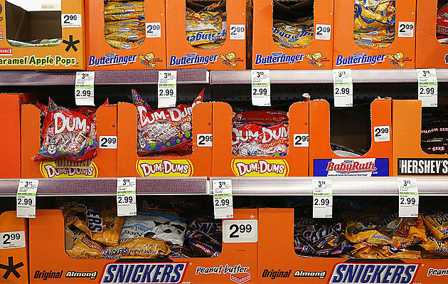 Cancer-Causing Ingredients Found in Some Candy, Gum, and More
