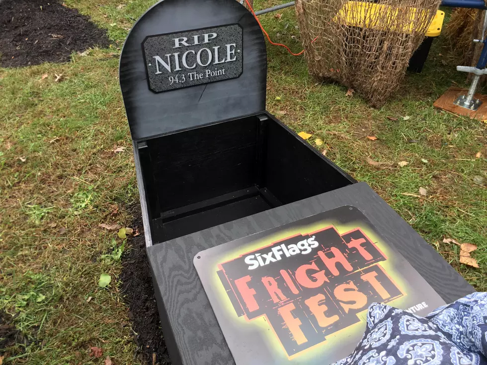 An Exclusive Sneak Peak Of The Six Flags 30 Hour Coffin Challenge