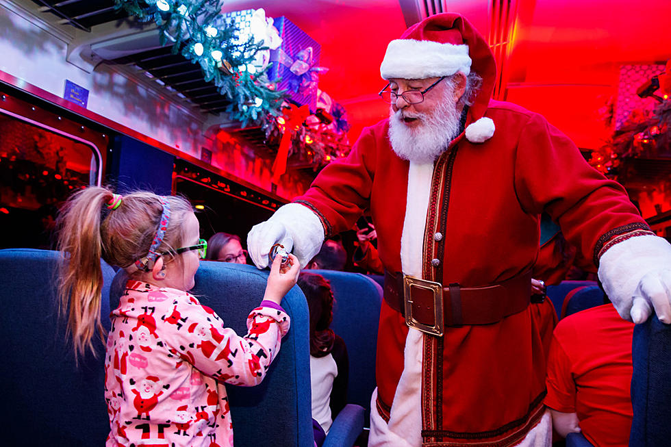 Go Inside Most Magical Christmas Attraction in NJ