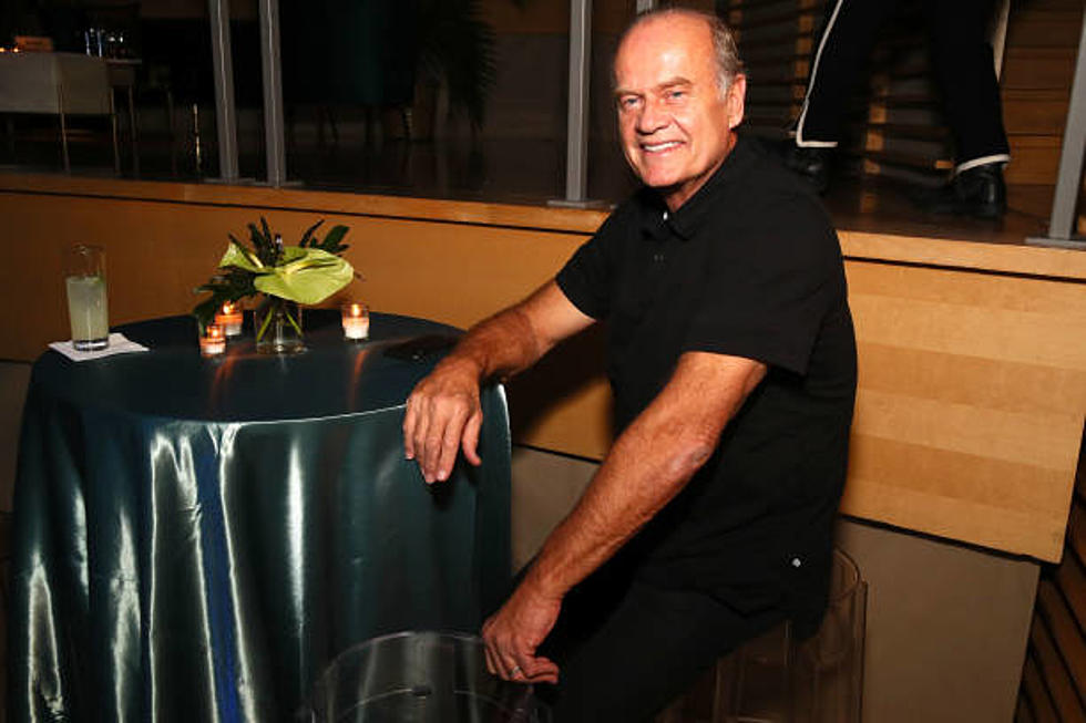 Cheers!  Kelsey Grammer Is Visiting New Jersey Taverns And Pouring Beers