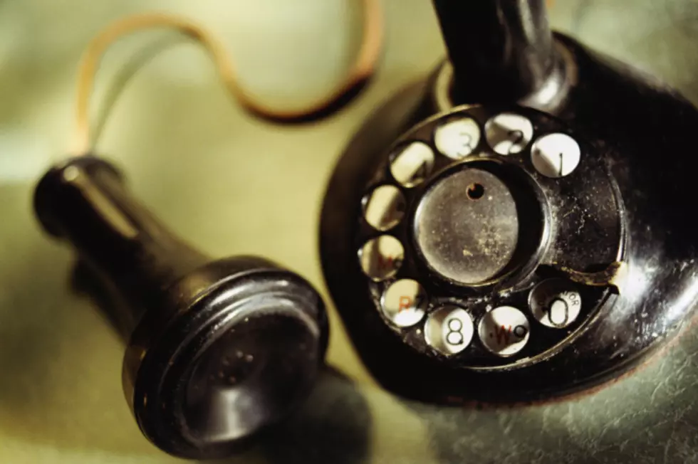 Watch How Kids React When Faced With a Rotary Phone [Video]