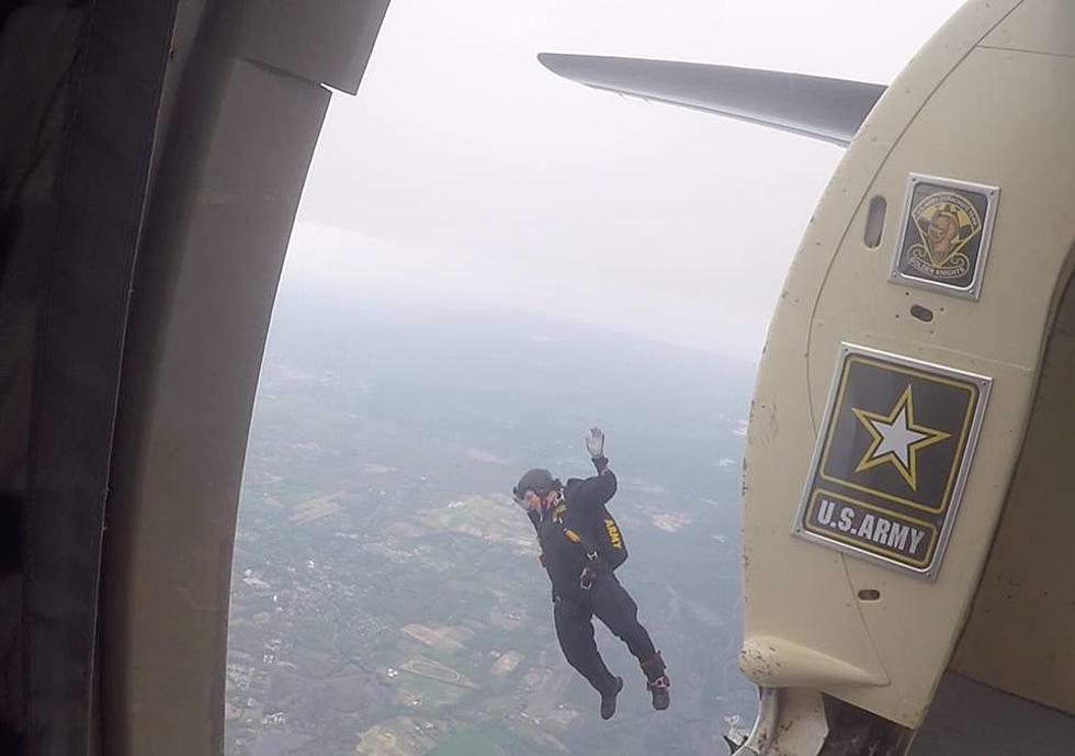 Watch The US Army Golden Knights Jump From 11,000 Feet! [Video]