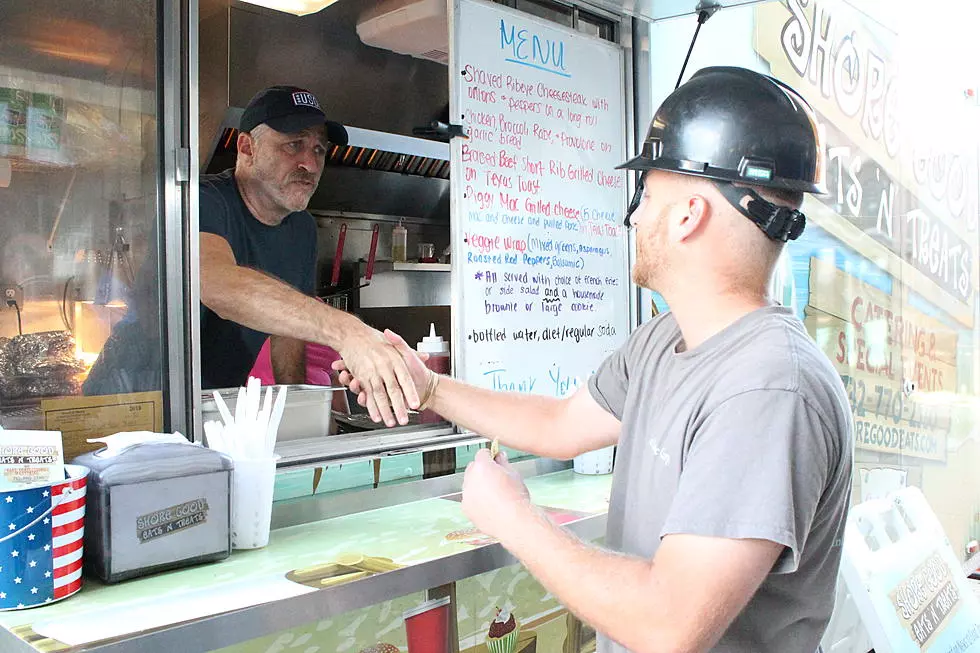 Watch Shore Construction Workers Get A Celebrity Lunch Surprise