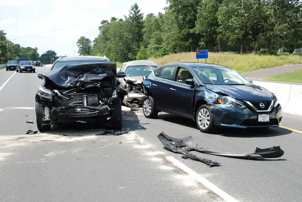 Bayville woman at fault in chain reaction accident in Manchester