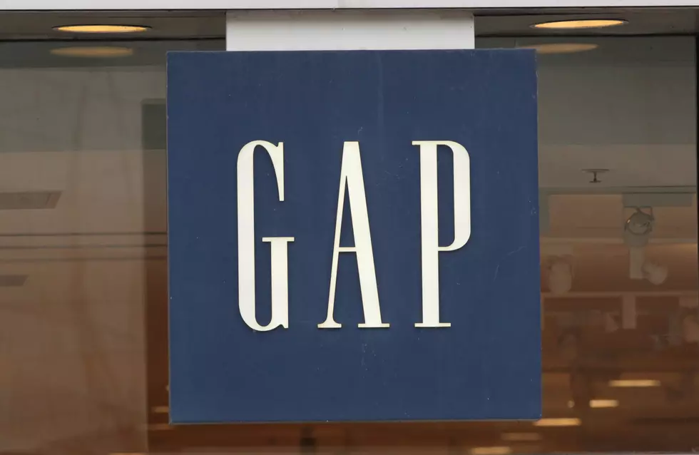 Shopping At The Gap At The Mall May Be A Thing Of The Past Soon