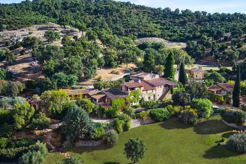 Johnny Depp’s Stunning French Village to Hit the Market Soon[Photo Gallery]