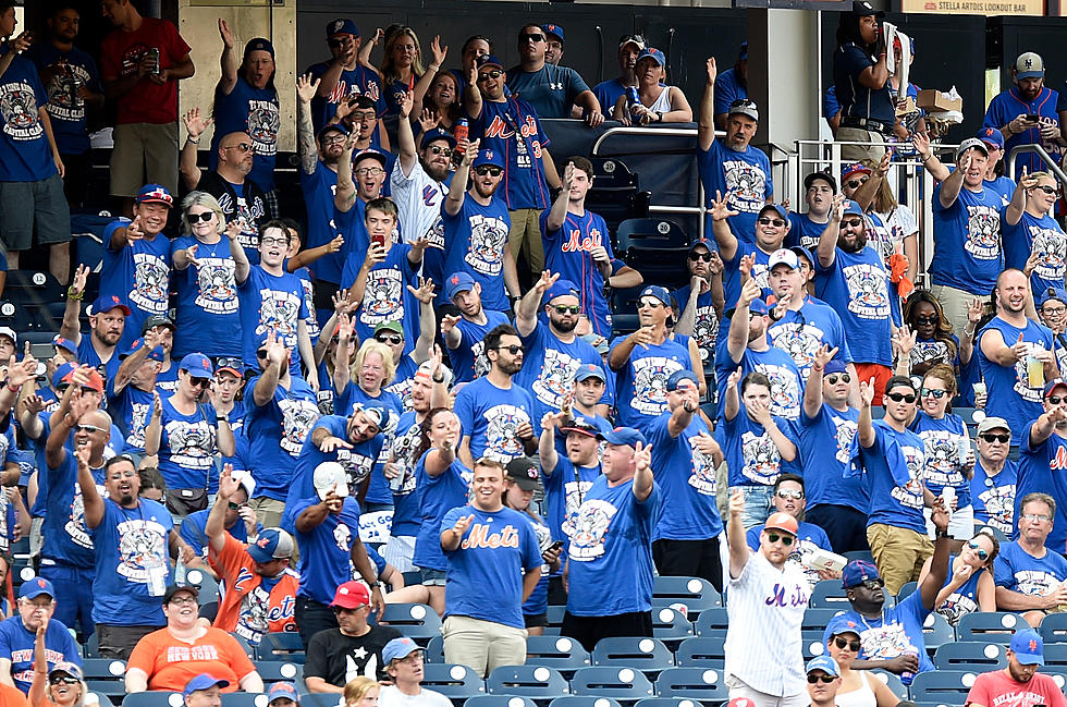 Star New York Met Players Disrespect Mets Fans With Hand Gestures