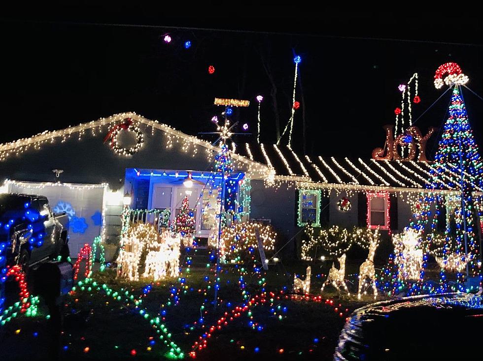 20 Fabulous Christmas Light Displays Shine Bright in Sue’s Neighborhood of Bayville, NJ[Photo Gallery]