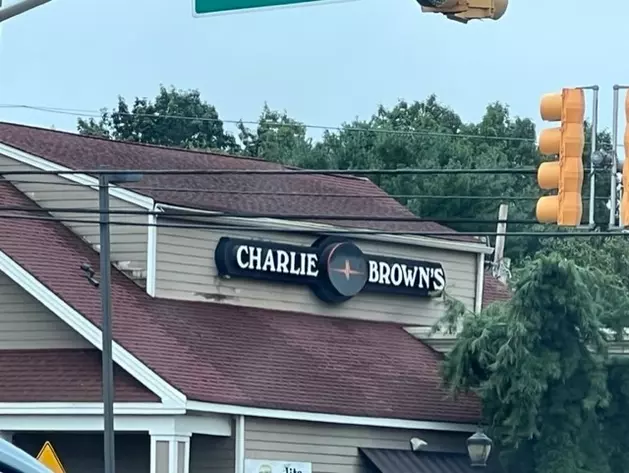 Charlie Brown&#8217;s Fresh Grill Restaurant Still Sits Empty in Toms River, New Jersey