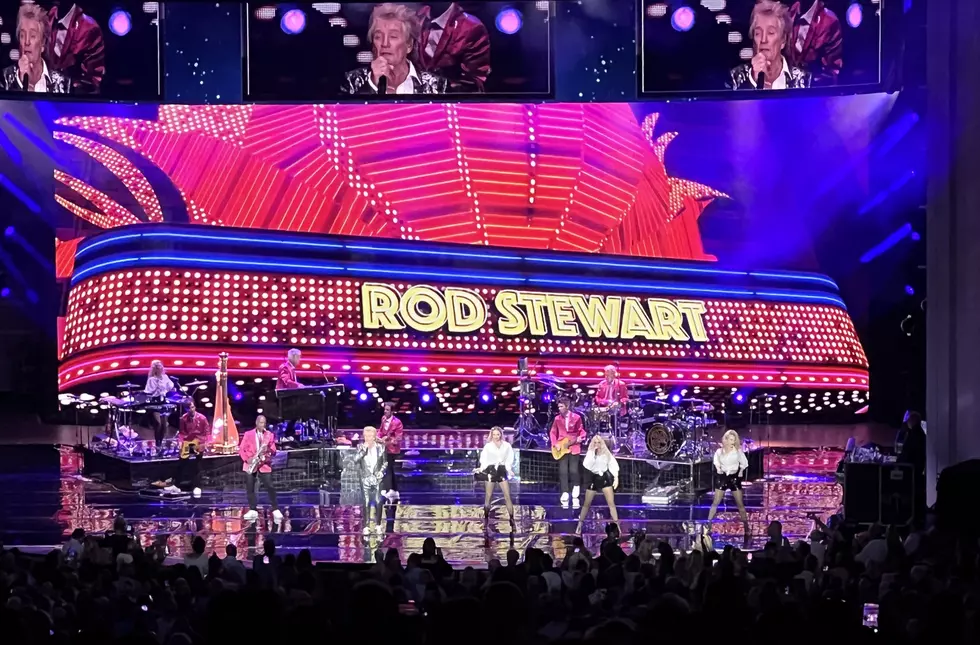 Rod Stewart and Cheap Trick Share Music and Memories at PNC Bank Arts Center in Holmdel, NJ
